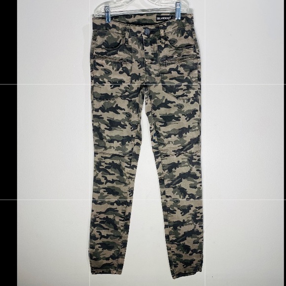 BLANK NYC**Camouflage Denim Pants**Size 24 $118 - Picture 2 of 7